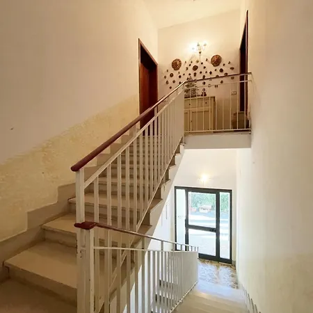 Gardenia House Apartment